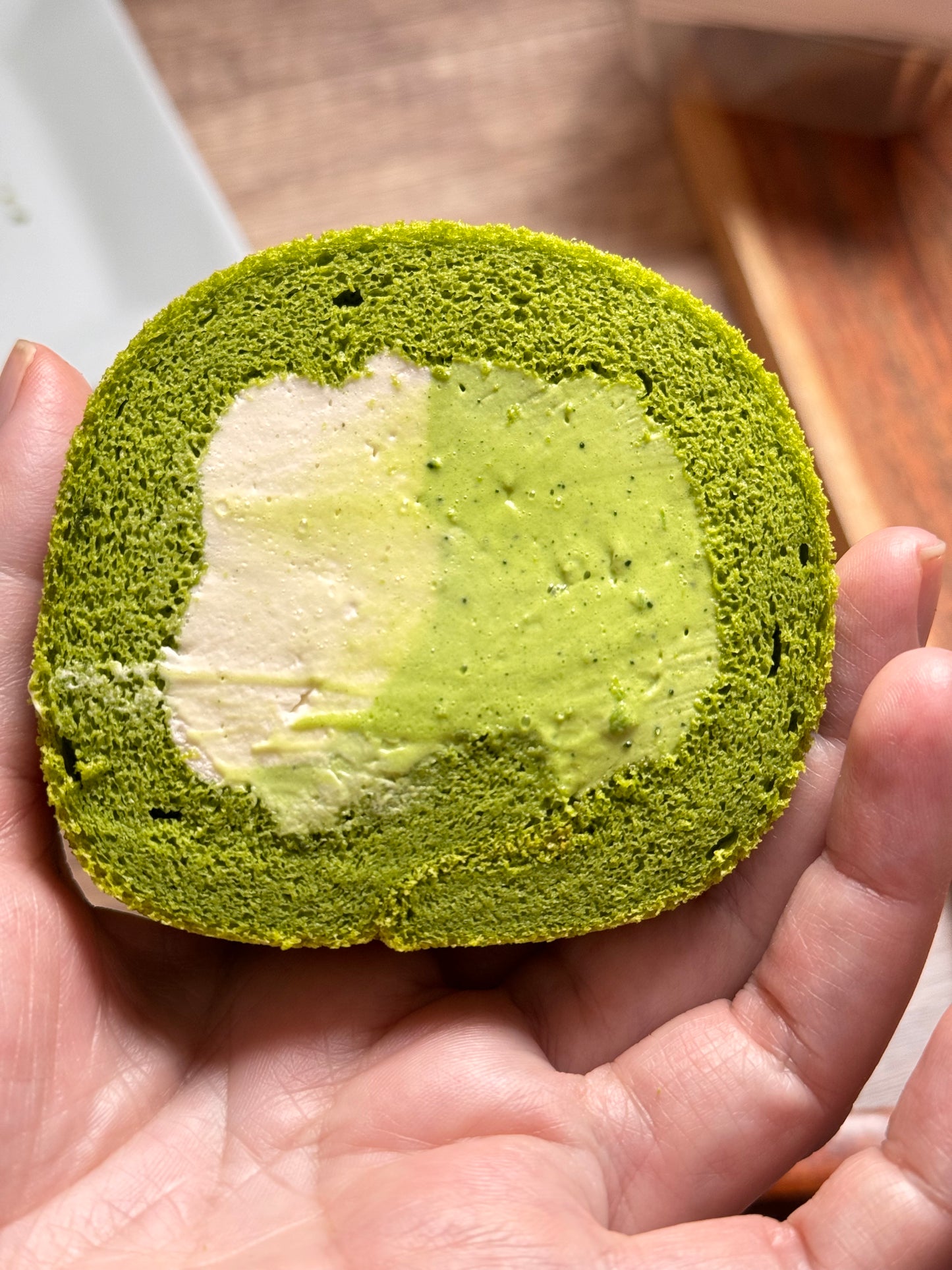 Matcha Jasmine cake roll - Junabakes