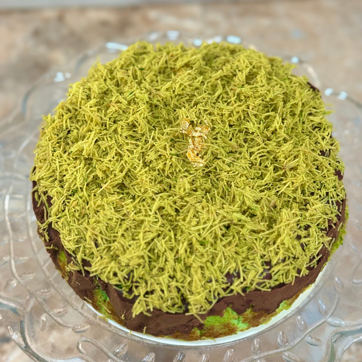 Dubai Chocolate Burnt Basque Cheesecake