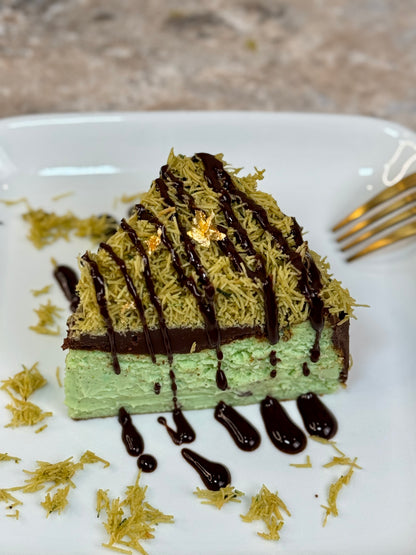 Dubai Chocolate Burnt Basque Cheesecake