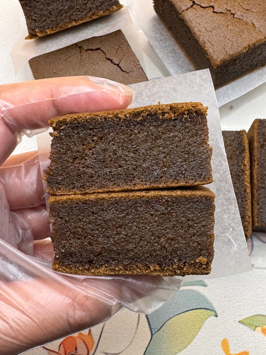 Organic Hojicha Butter Mochi Cake Bars ( 9 Pieces) Gluten Free, Vegan/Non Vegan